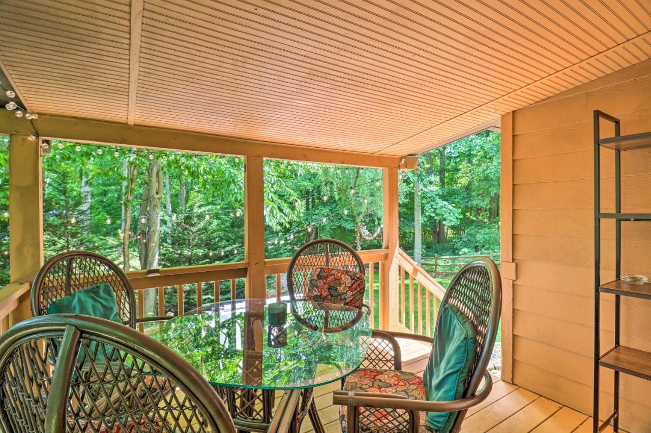 Vintage Creekside Cottage With Hot Tub And Grill! แมกกีวาเลย์ ภายนอก รูปภาพ